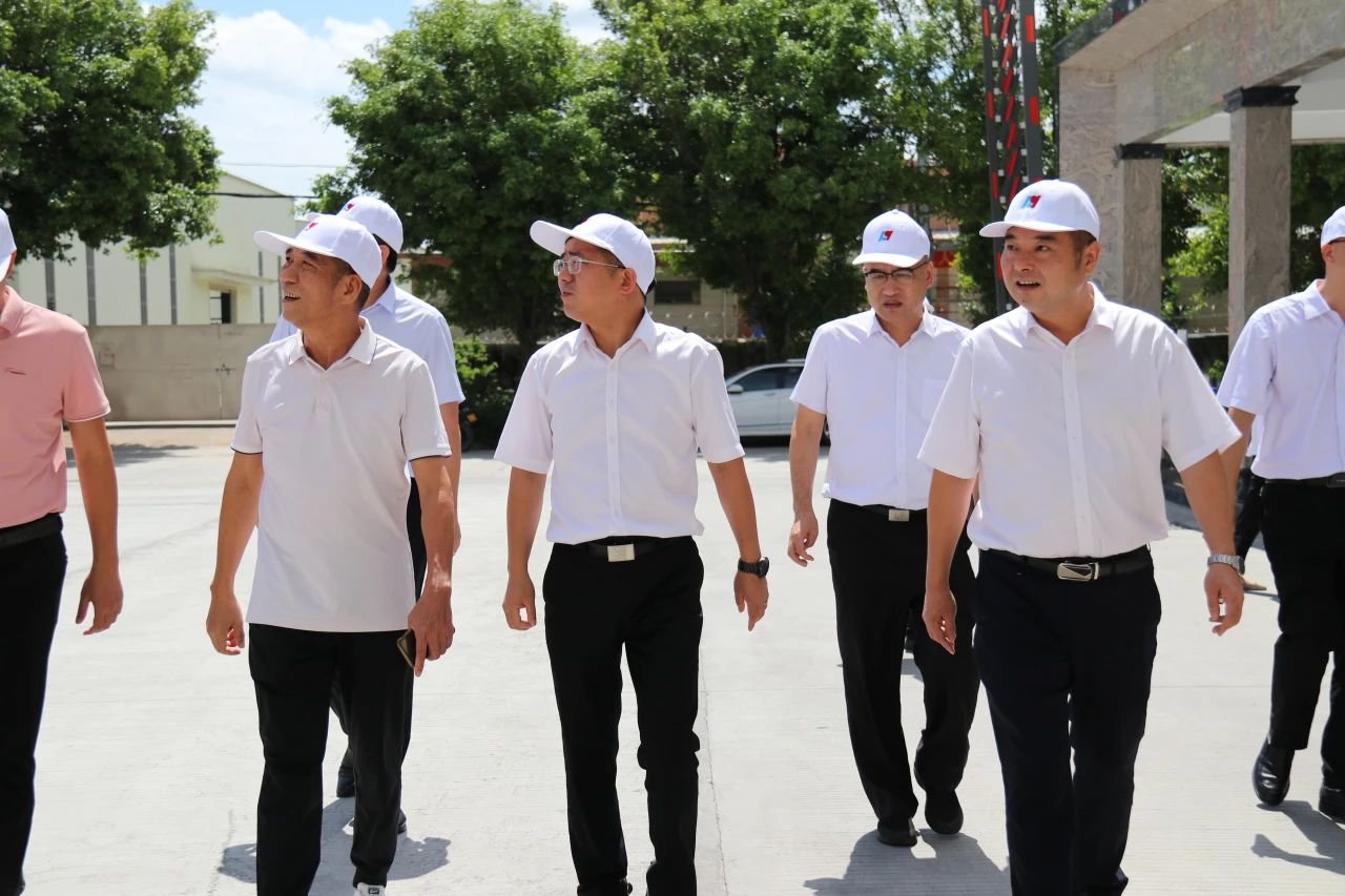 護航力源科技二期廠房項目建設！區政府開展項目建設督導工作