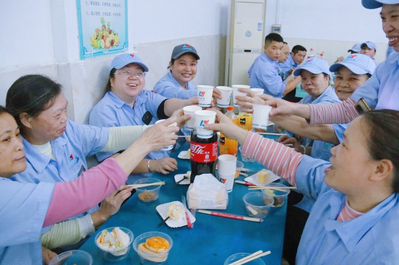 十二月份員工生日會